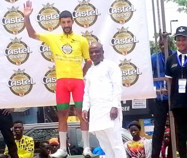 منتخب سباق الدراجات يحقق بداية موفقة بطواف البنين