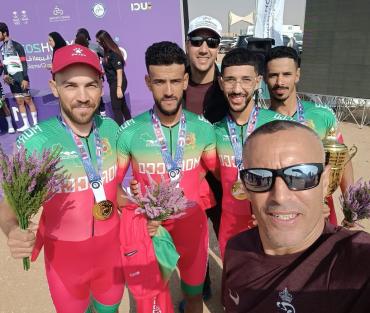 عربية الطريق : تتويج المنتخب المغربي كبار بالذهب في السباق ضد الساعة حسب الفرق