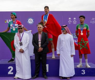 الدراج المغربي أشرف الكريمي يتوج بطلا للعرب للشباب