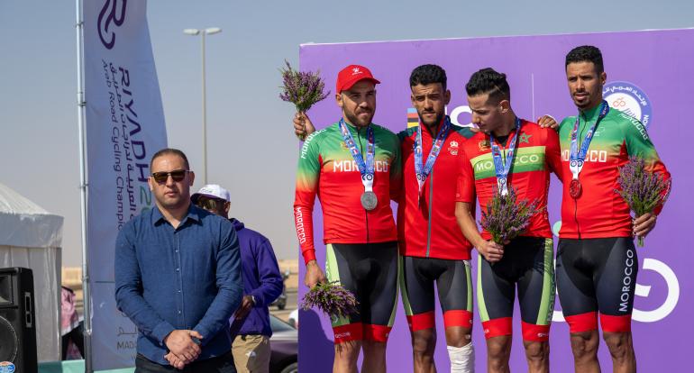 البطولة العربية الرياض : ميدالية فضية للمغرب في سباق فرقي عام كبار