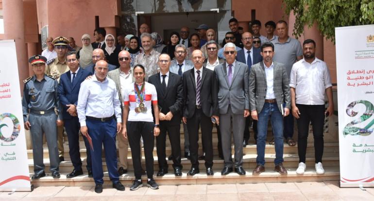 عمالة قلعة السراغنة تكرم البطلة سلمى حريري