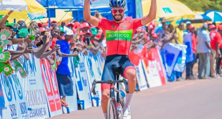 طواف بوركينا فاسو للدراجات 2025: الدراج المغربي إدريس علواني يفوز بالمرحلة الأولى